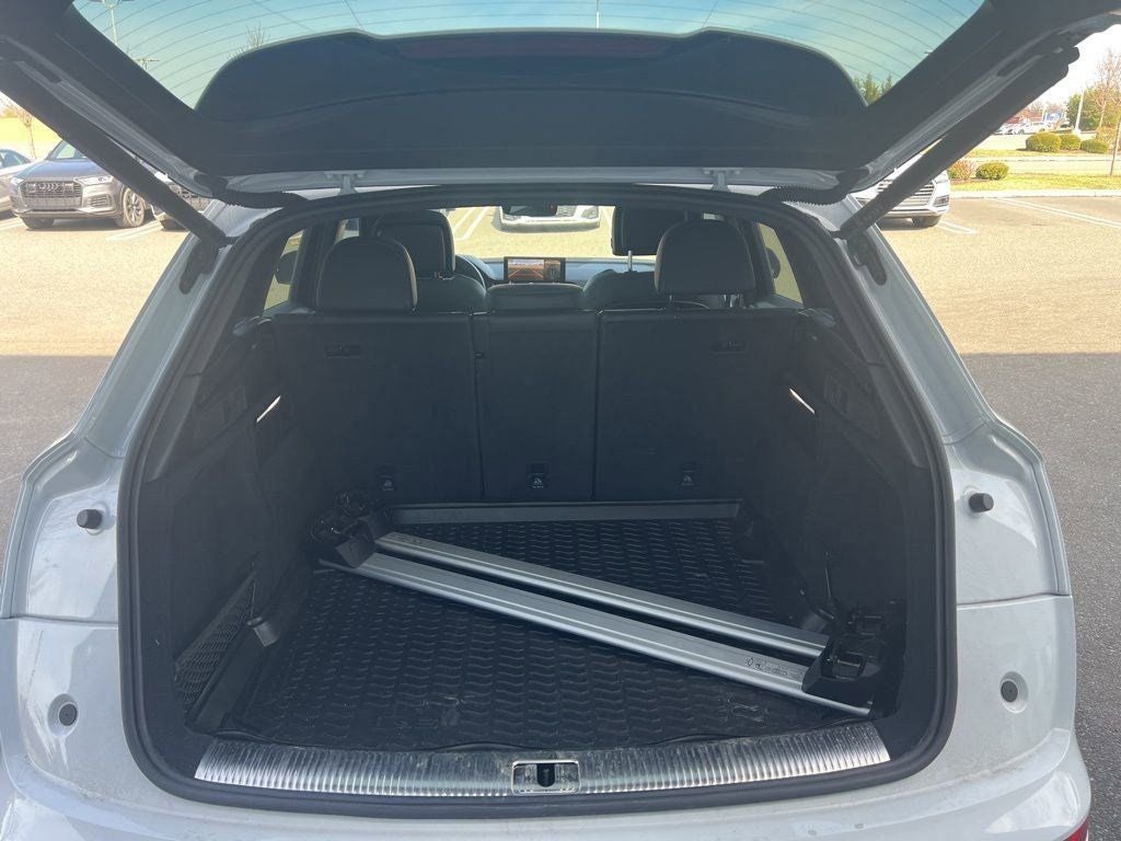 2023 Audi SQ5 Premium Plus quattro