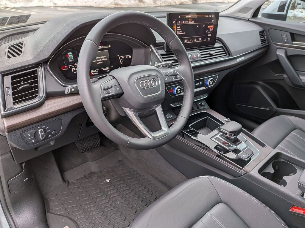 2023 Audi Q5 40 Premium Plus quattro