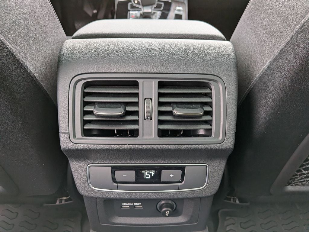 2023 Audi Q5 40 Premium Plus quattro