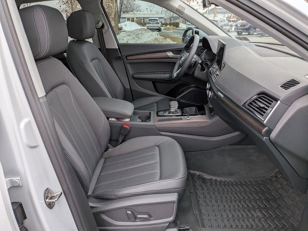 2023 Audi Q5 40 Premium Plus quattro