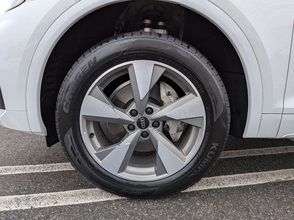 2023 Audi Q5 40 Premium Plus quattro