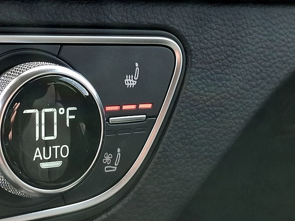2021 Audi Q5 45 Prestige quattro