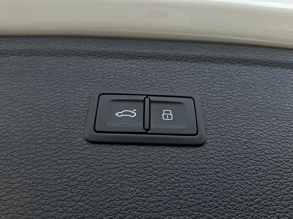 2021 Audi Q5 45 Prestige quattro