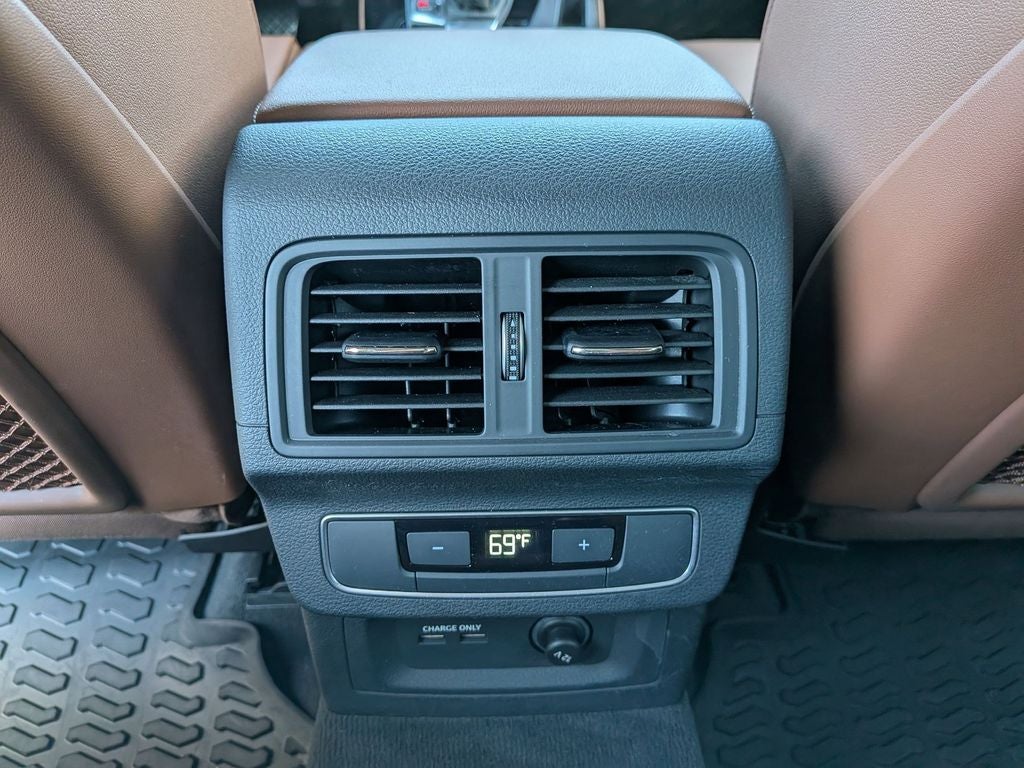 2023 Audi Q5 45 S line Premium Plus quattro