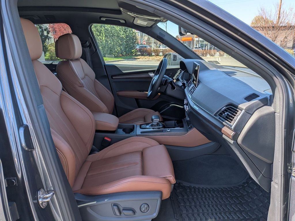 2023 Audi Q5 45 S line Premium Plus quattro