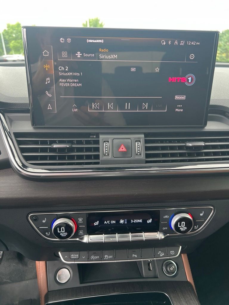 2023 Audi Q5 45 S line Premium Plus quattro
