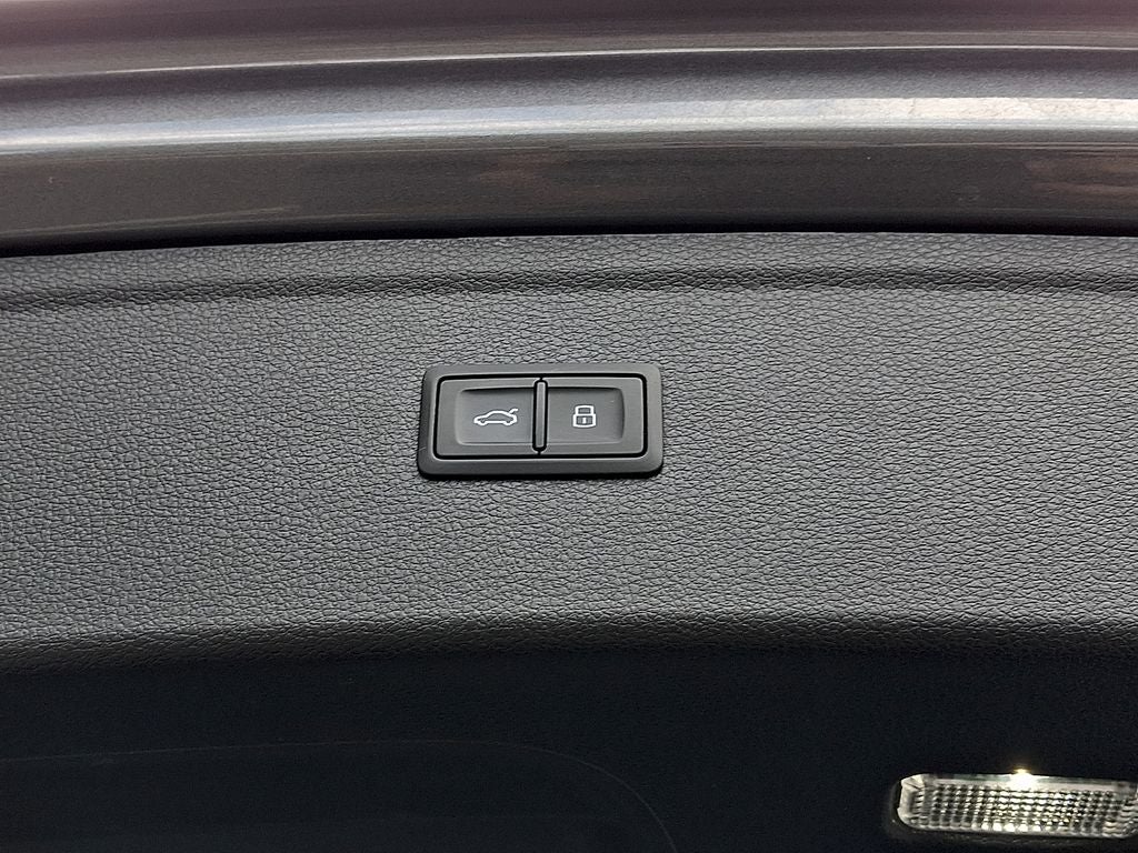 2023 Audi Q5 45 S line Premium Plus quattro