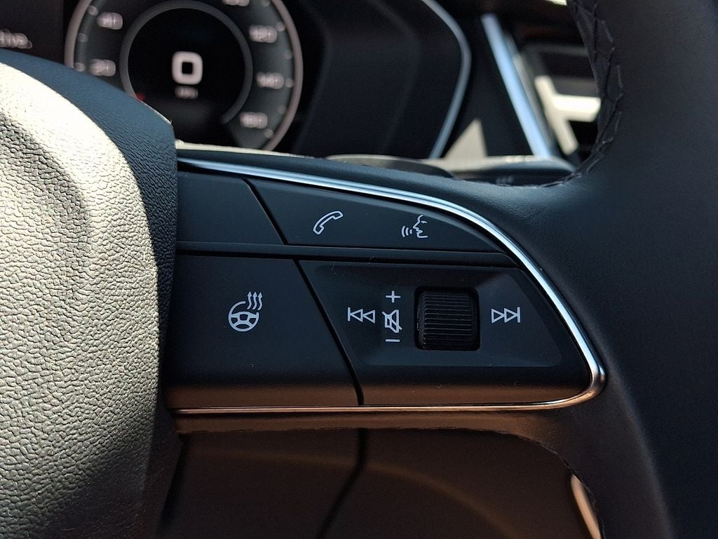 2023 Audi Q5 45 S line Premium Plus quattro