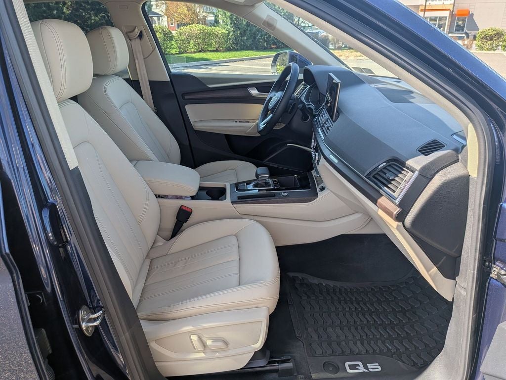 2023 Audi Q5 45 S line Premium Plus quattro