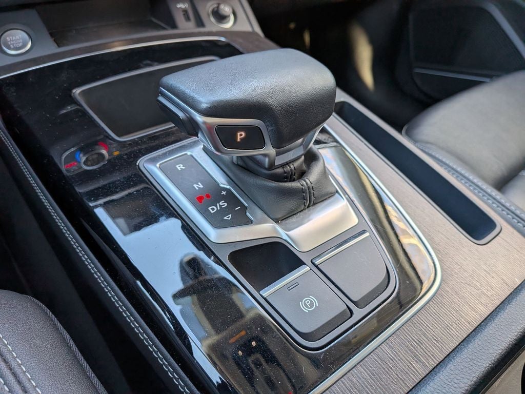 2023 Audi Q5 45 S line Premium quattro