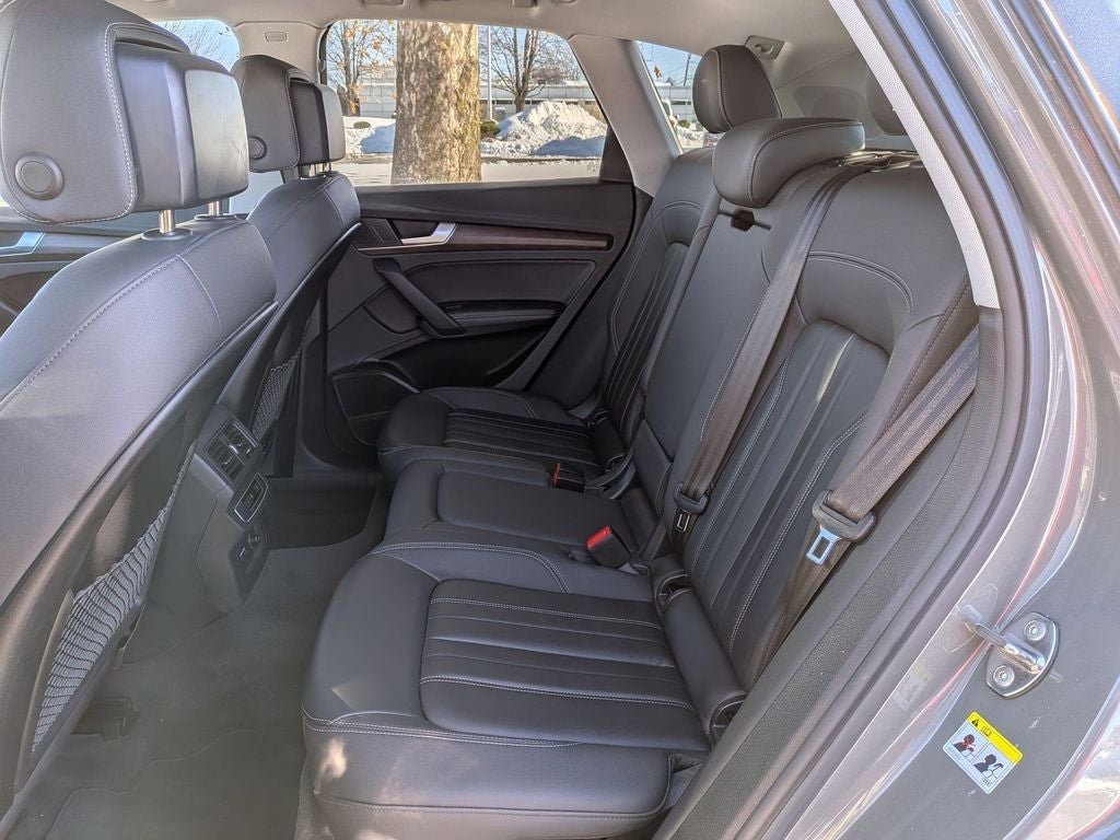 2023 Audi Q5 45 S line Premium quattro