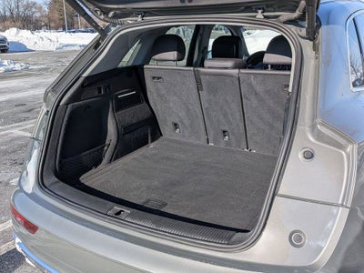 2023 Audi Q5 45 S line Premium quattro