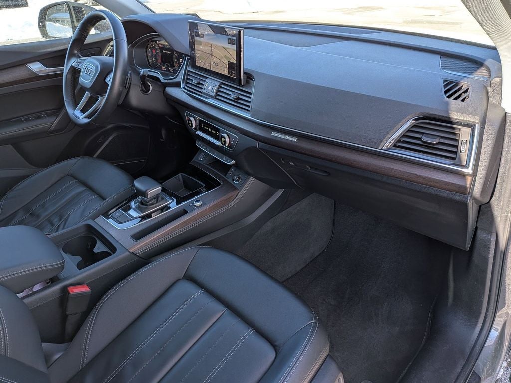 2023 Audi Q5 45 S line Premium quattro