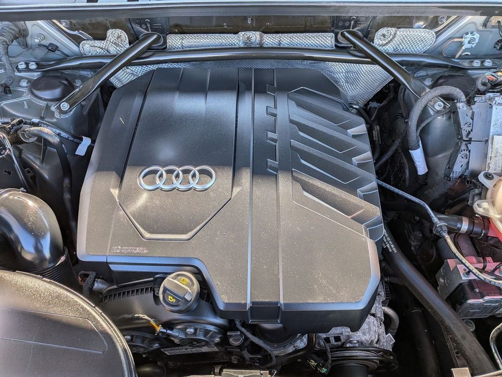 2023 Audi Q5 45 S line Premium quattro