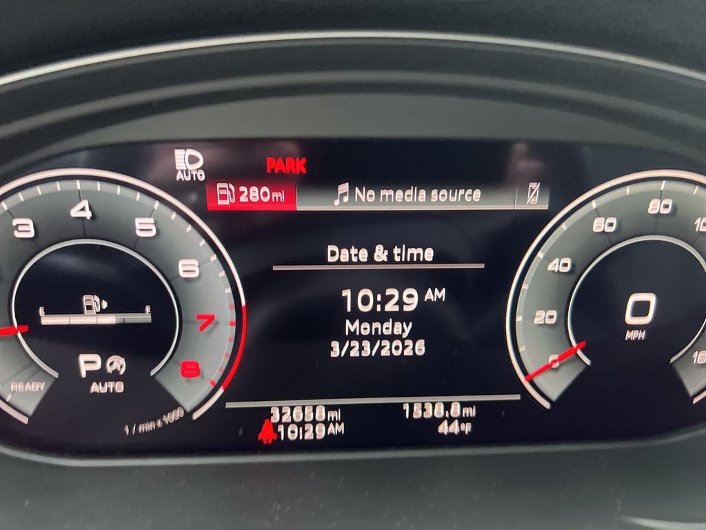 2023 Audi Q5 45 S line Premium Plus quattro