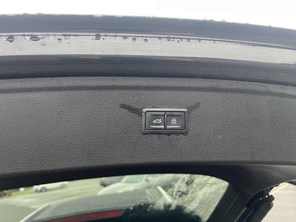 2023 Audi Q5 45 S line Premium Plus quattro