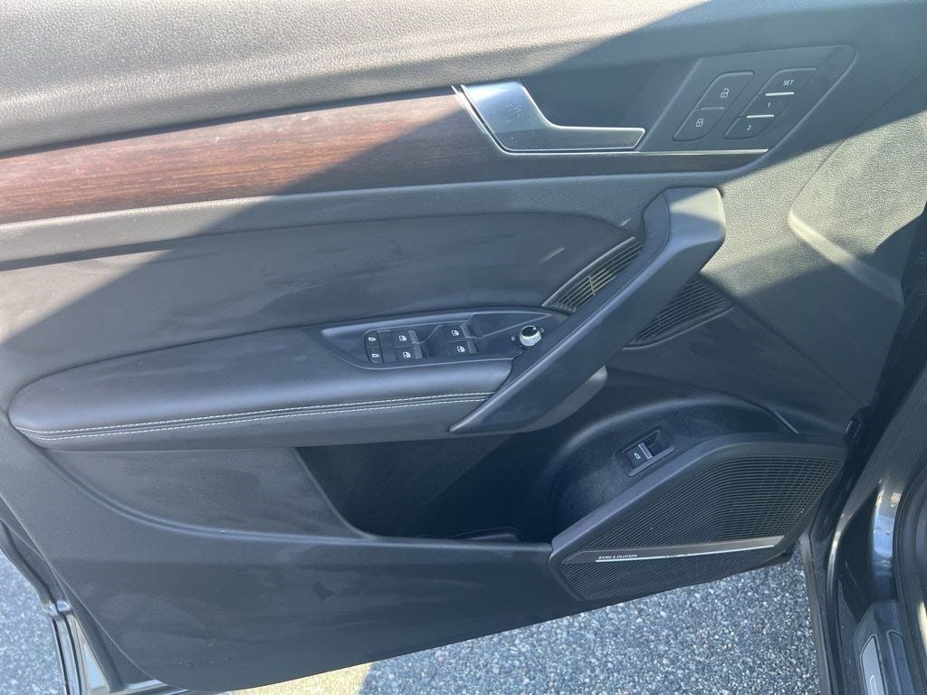 2023 Audi Q5 45 S line Premium Plus quattro