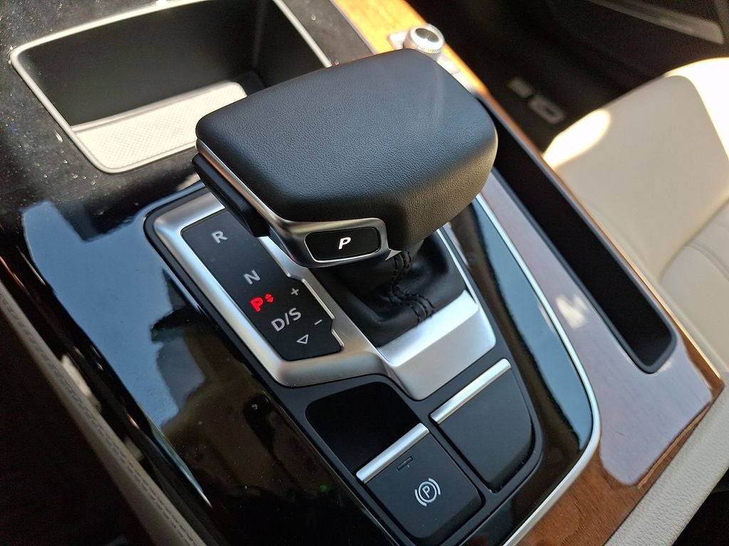 2023 Audi Q5 45 S line Premium Plus quattro