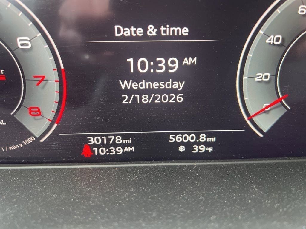 2024 Audi Q5 45 S line Premium quattro