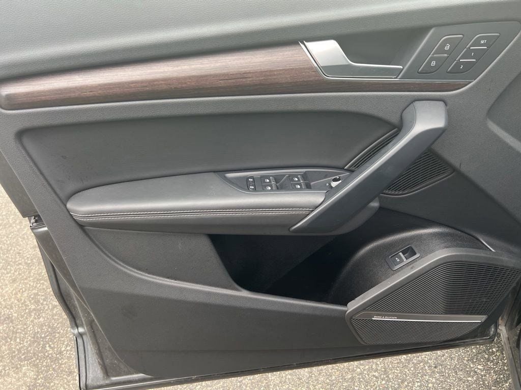 2024 Audi Q5 45 S line Premium quattro