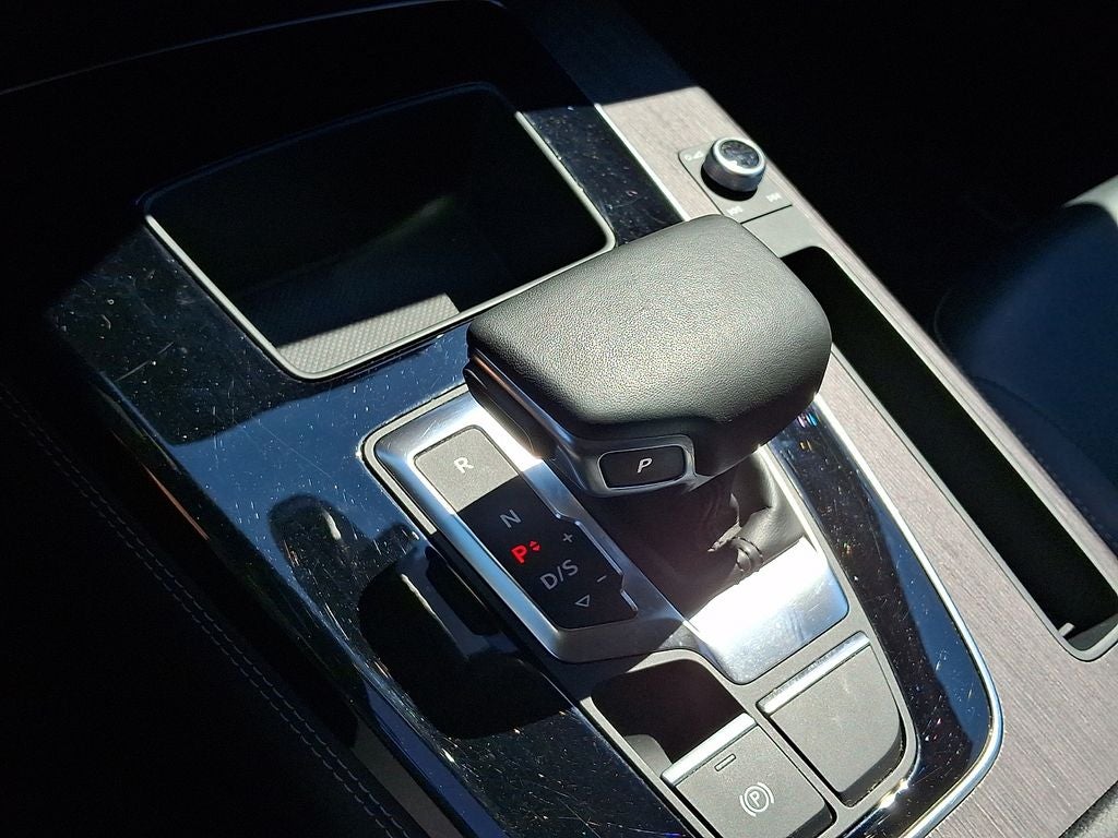 2023 Audi Q5 45 S line Premium Plus quattro