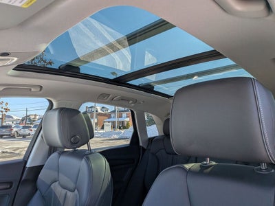 2024 Audi Q5 45 S line Premium quattro