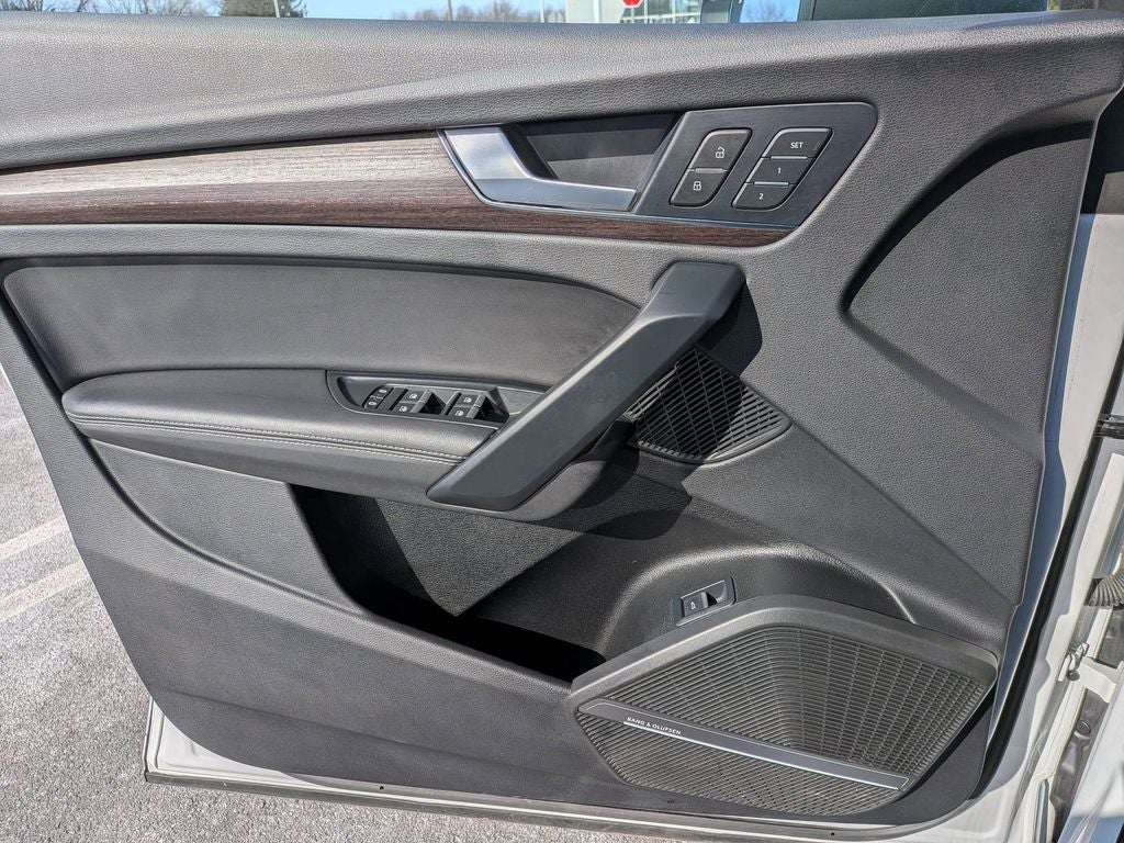 2024 Audi Q5 45 S line Premium quattro