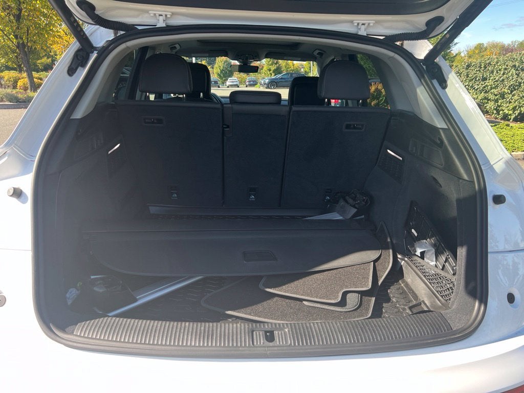 2023 Audi Q5 45 S line Premium quattro