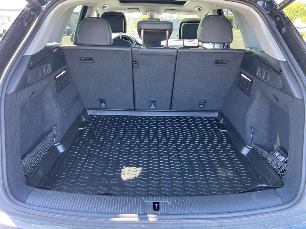 2023 Audi Q5 45 S line Premium Plus quattro