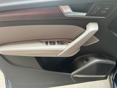 2023 Audi Q5 45 S line Premium quattro