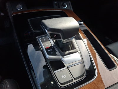 2022 Audi Q5 45 S line Prestige quattro