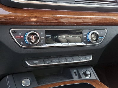 2022 Audi Q5 45 S line Prestige quattro