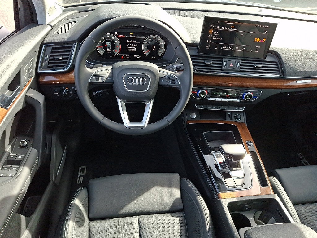 2022 Audi Q5 45 S line Prestige quattro