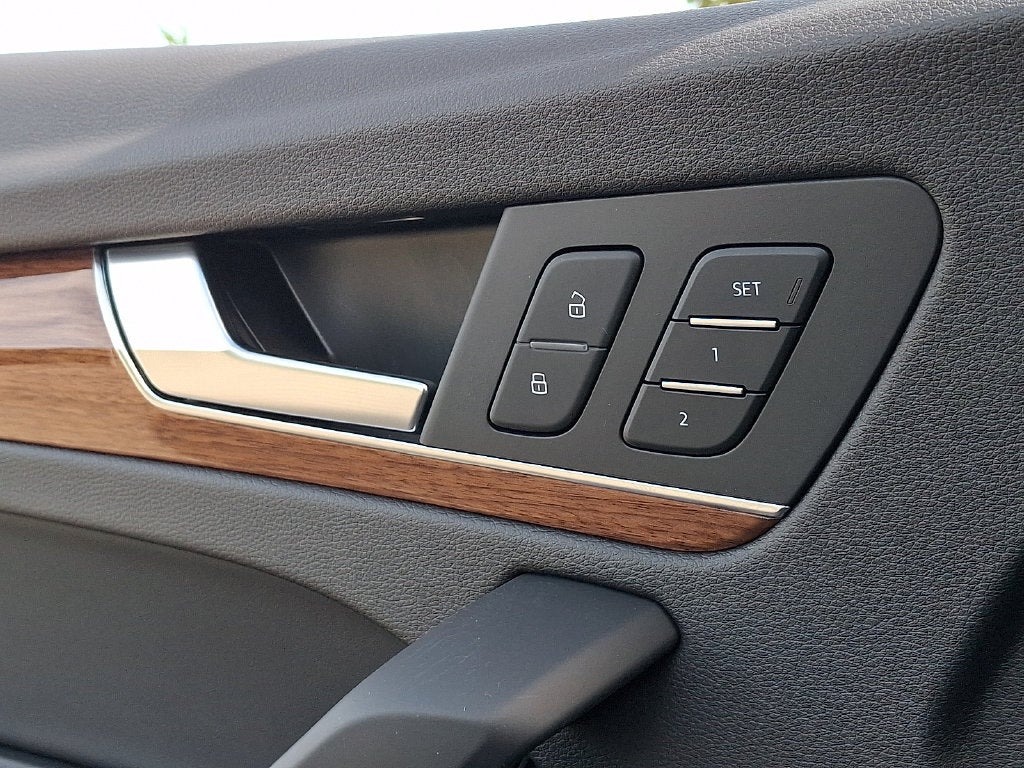 2022 Audi Q5 45 S line Prestige quattro
