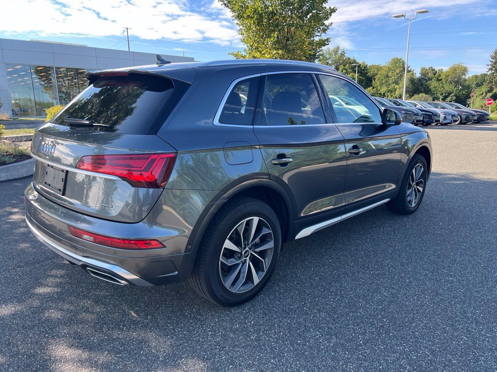 2022 Audi Q5 45 S line Prestige quattro