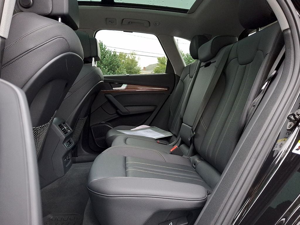 2023 Audi Q5 45 S line Prestige quattro