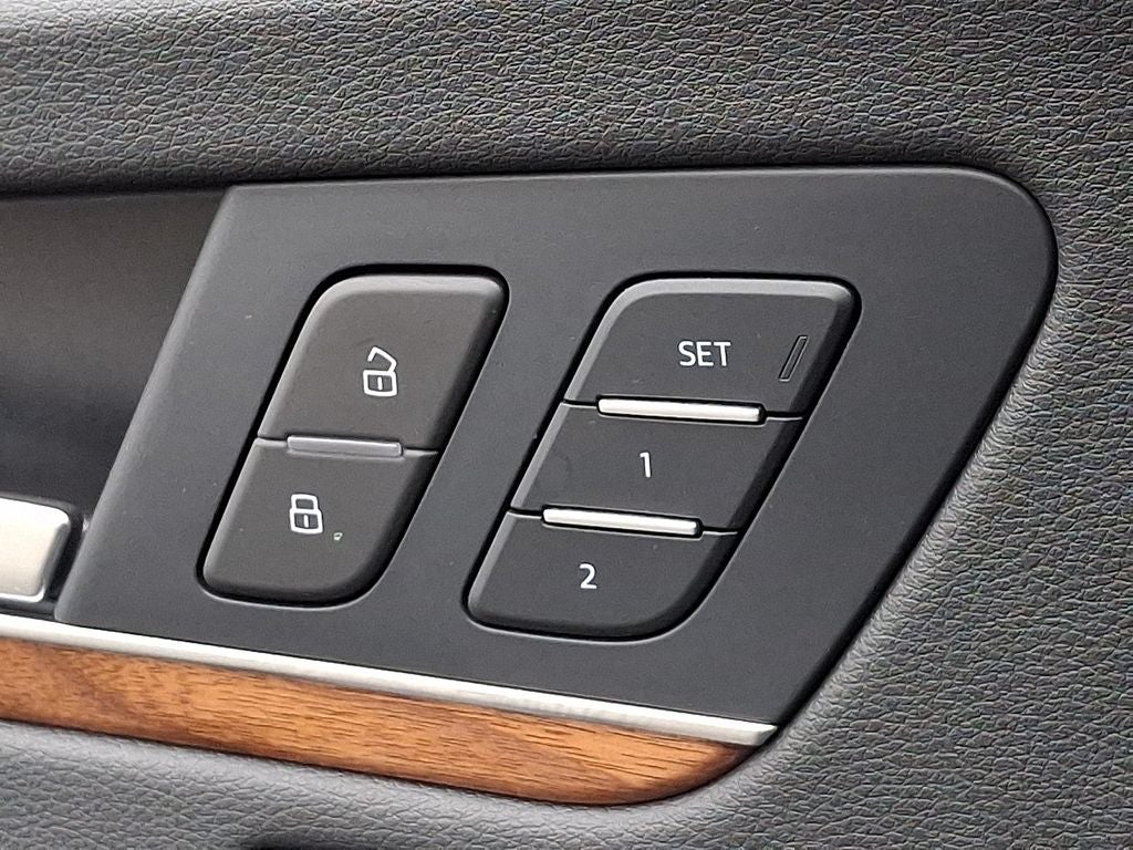 2023 Audi Q5 45 S line Prestige quattro