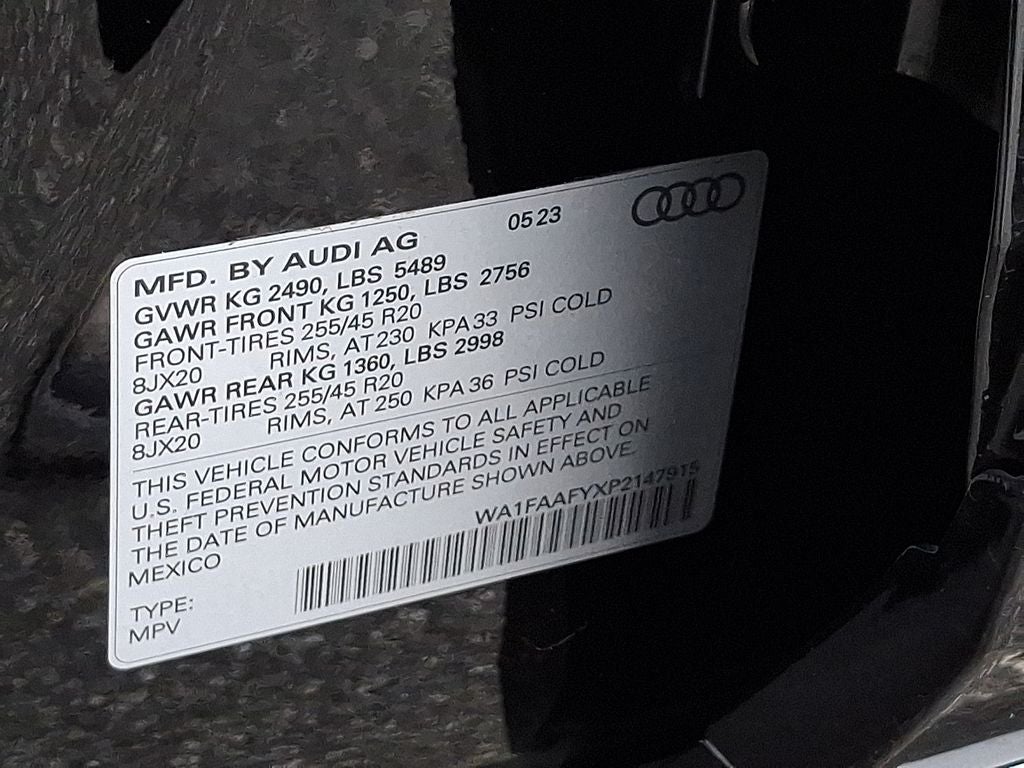 2023 Audi Q5 45 S line Prestige quattro