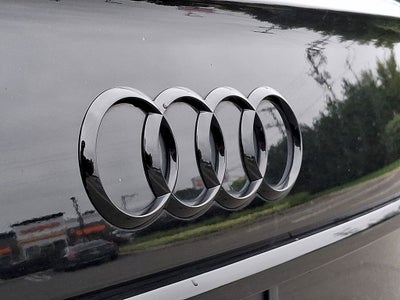 2023 Audi Q5 45 S line Prestige quattro