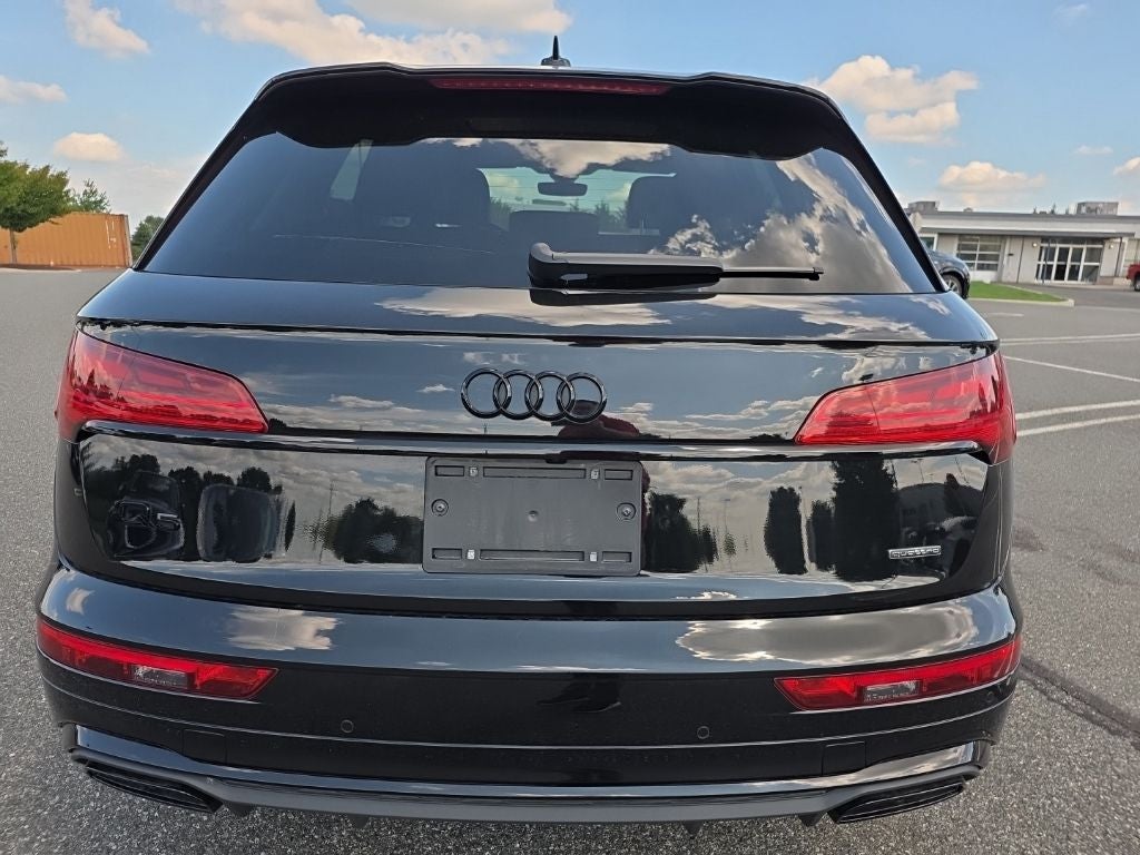 2023 Audi Q5 45 S line Prestige quattro