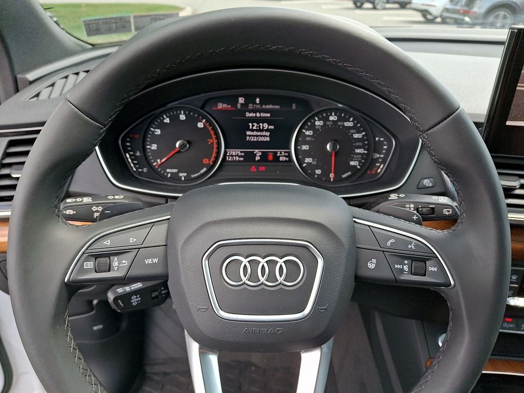 2023 Audi Q5 45 S line Premium quattro