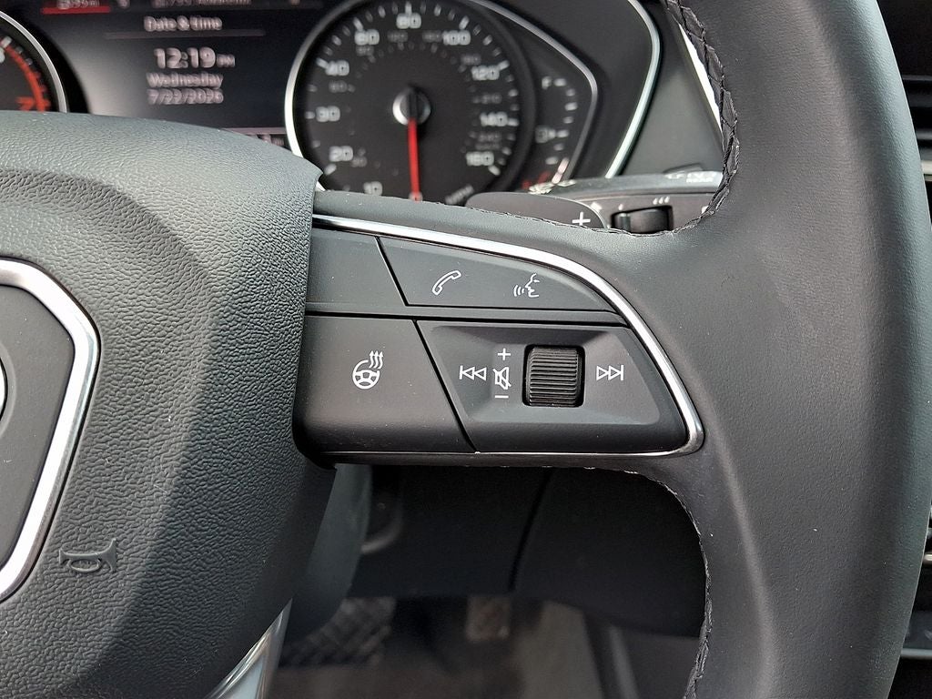 2023 Audi Q5 45 S line Premium quattro