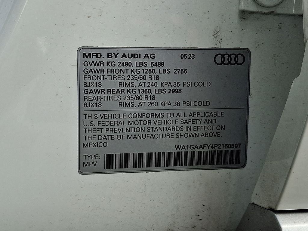 2023 Audi Q5 45 S line Premium quattro