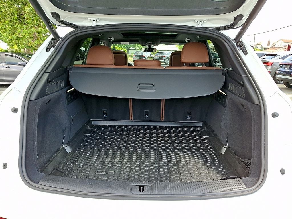 2023 Audi Q5 45 S line Premium quattro