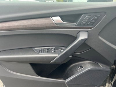 2024 Audi Q5 45 S line Premium quattro