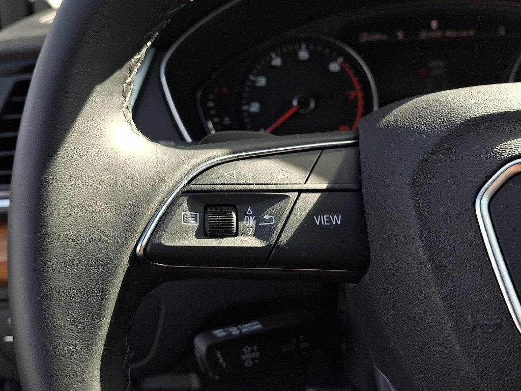 2023 Audi Q5 45 S line Premium quattro