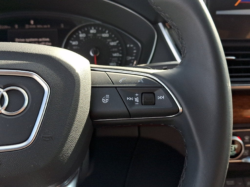 2023 Audi Q5 45 S line Premium quattro