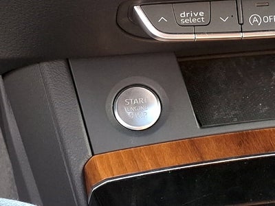 2023 Audi Q5 45 S line Premium quattro