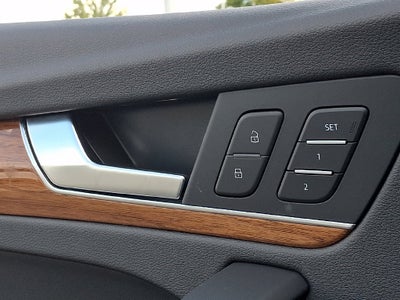 2023 Audi Q5 45 S line Premium quattro