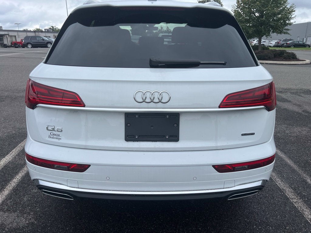 2023 Audi Q5 45 S line Premium quattro